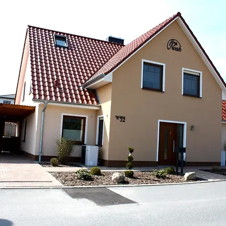 Doppelhaus Fuer Gruppen Mit 4 Schlafzimmern Holiday home Jesendorf